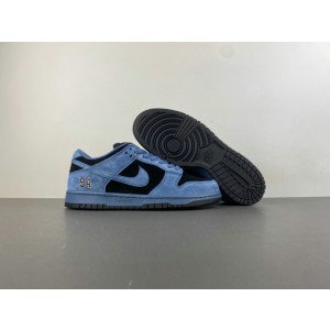 2025 Supreme x Nike Dunk Low SB Shoes