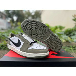 Air Jordan 1 Retro Low OG Green Shoes