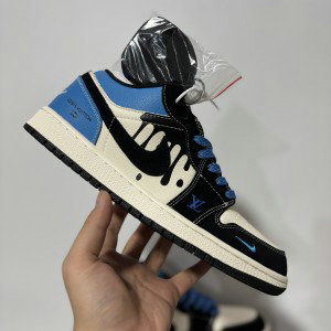 Nike Air Jordan 1 Blue Shoes