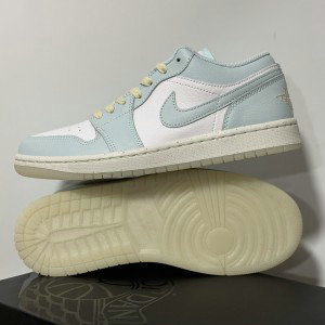 Nike Air Jordan 1 Low Light Blue shoes