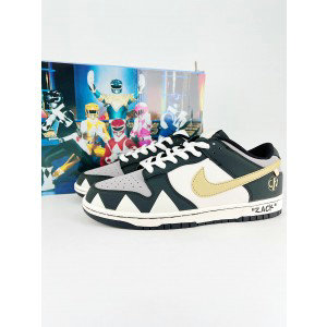 Nike Dunk Green Shoes
