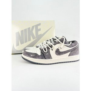 Nike Dunk Grey Shoes