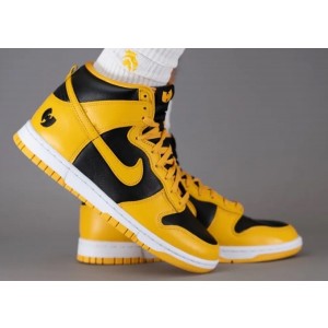 Nike Dunk High “Wu-Tang” Shoes