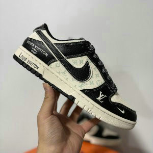 Nike Dunk Low Black Shoes 1