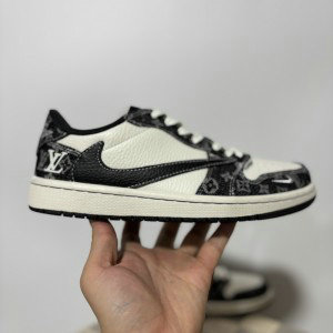 Nike Dunk Low Black Shoes 1