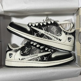 Nike Dunk Low Black Shoes