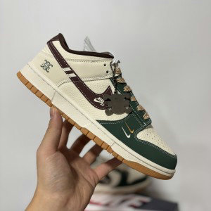 Nike Dunk Low Green Shoes 1