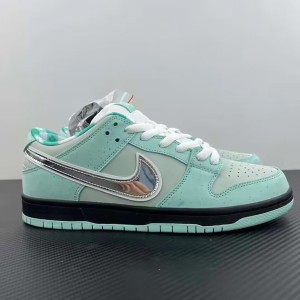 Nike Dunk Low Shoes 320