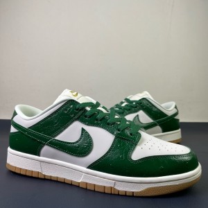 Nike Dunk SB Low White Green Shoes