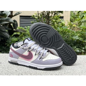 Nike SB Dunk Low Shoes
