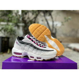 Nike SB x Nike Air Max 95 Summit White Photon Dust Shoes