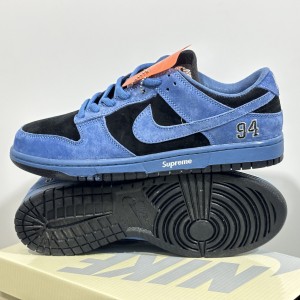 Supreme x Nike Dunk SB DUNK Low NAVY shoes