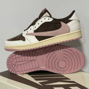 Tracis Scott x Nike Air Jordan 1 Low Shoes