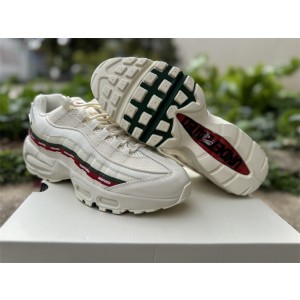 UNDEFEATED x Nike Air Max 95 OG Big Bubble Shoes